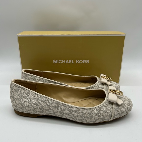 MICHAEL Michael Kors Honey Ballet Flats Vanilla MK Signature Logo Size 7.5M NWB - Picture 13 of 13